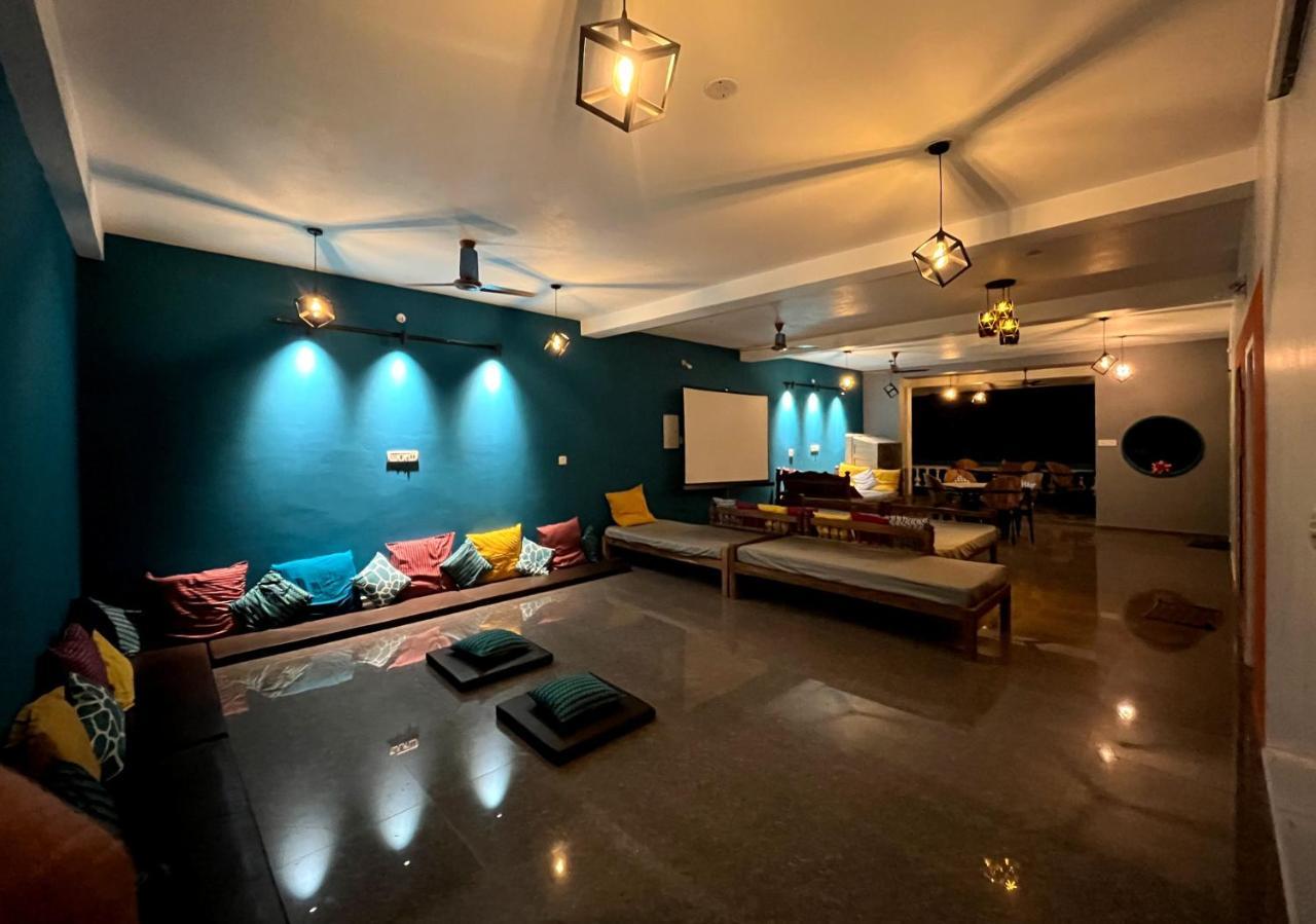 Unearth Hostel Auroville Exterior foto